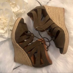 OLIVE LACE UP WEDGES